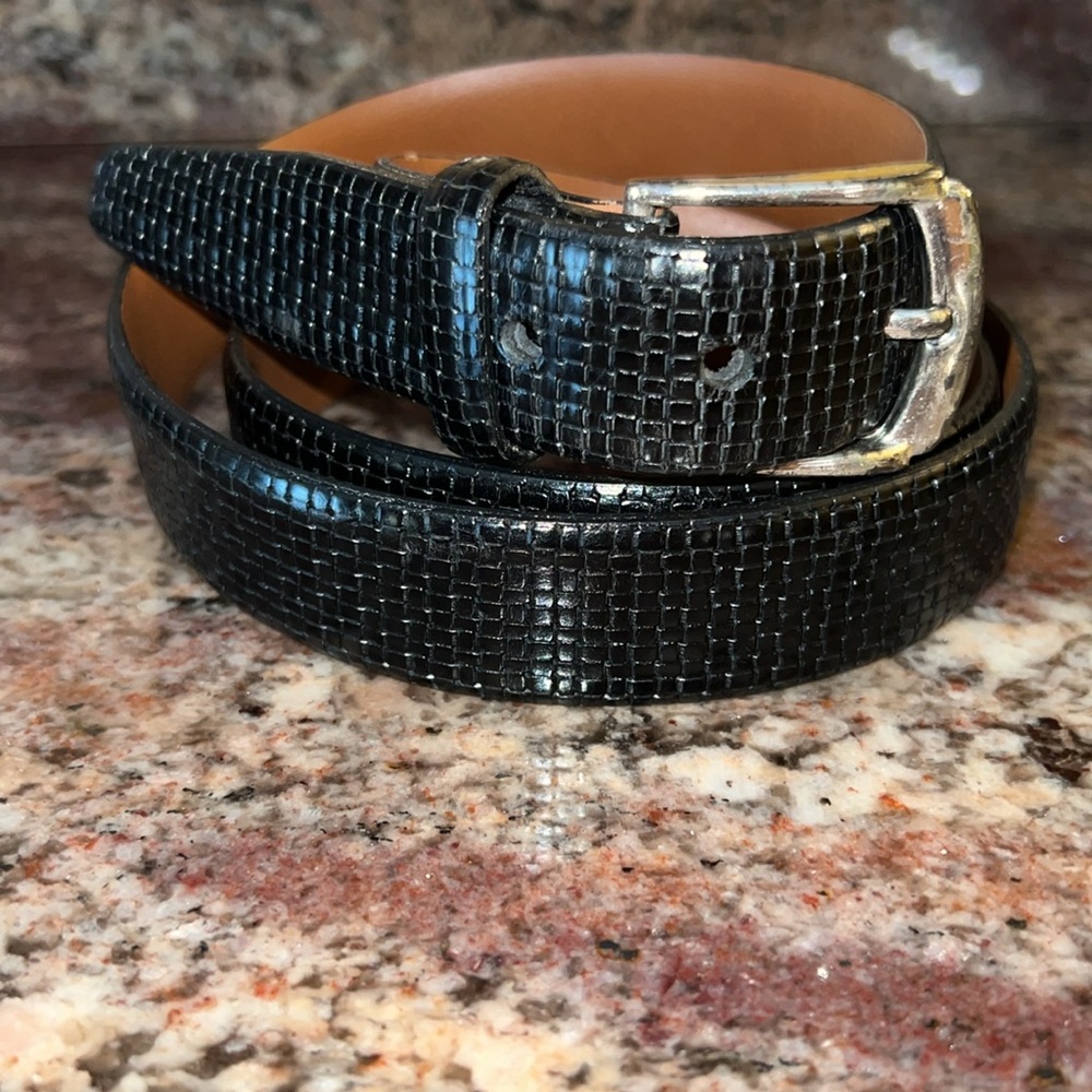 Men’s Dress Black Belt 42” Adj. 40”-44” Some Buckle Discoloration Good Condition